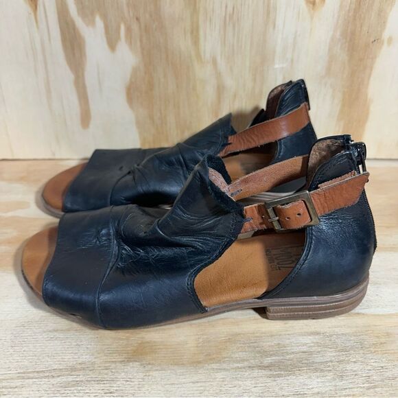 Miz Mooz Dipper Leather Sandals Women’s Size 6.5 - Picture 1 of 9